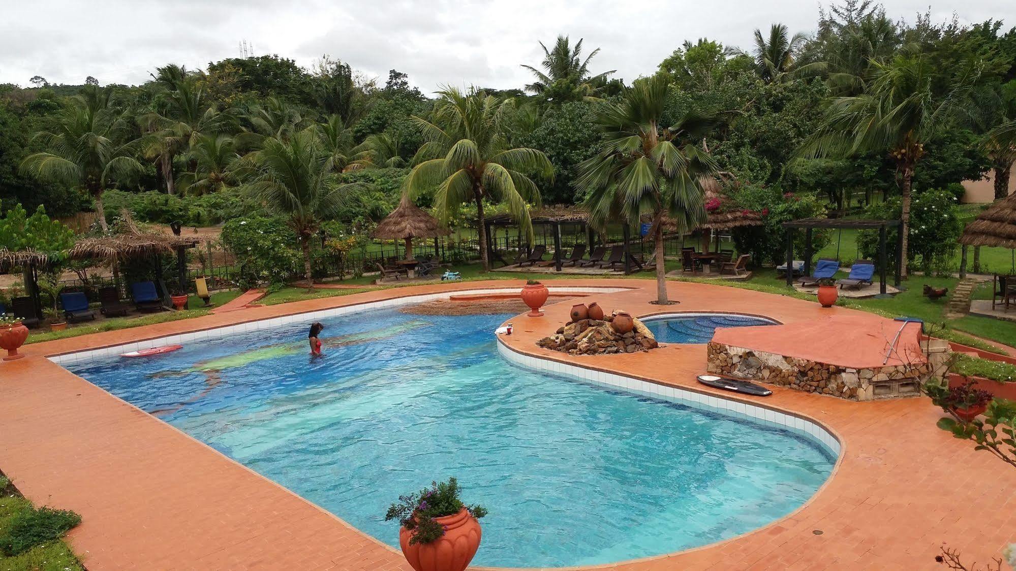 Afrikiko River Front Resort Akosombo Exterior foto
